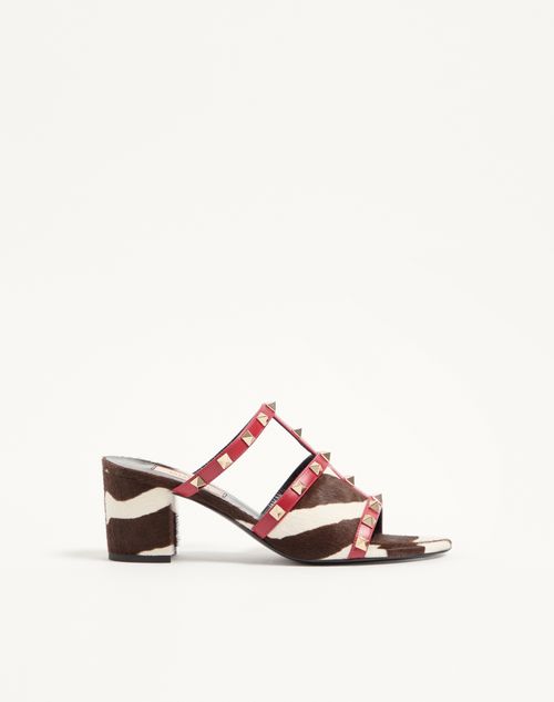 Valentino Garavani - Rockstud Slide Sandal In Pony-effect Calfskin 60mm - White/marrone/red - Woman - Sandals